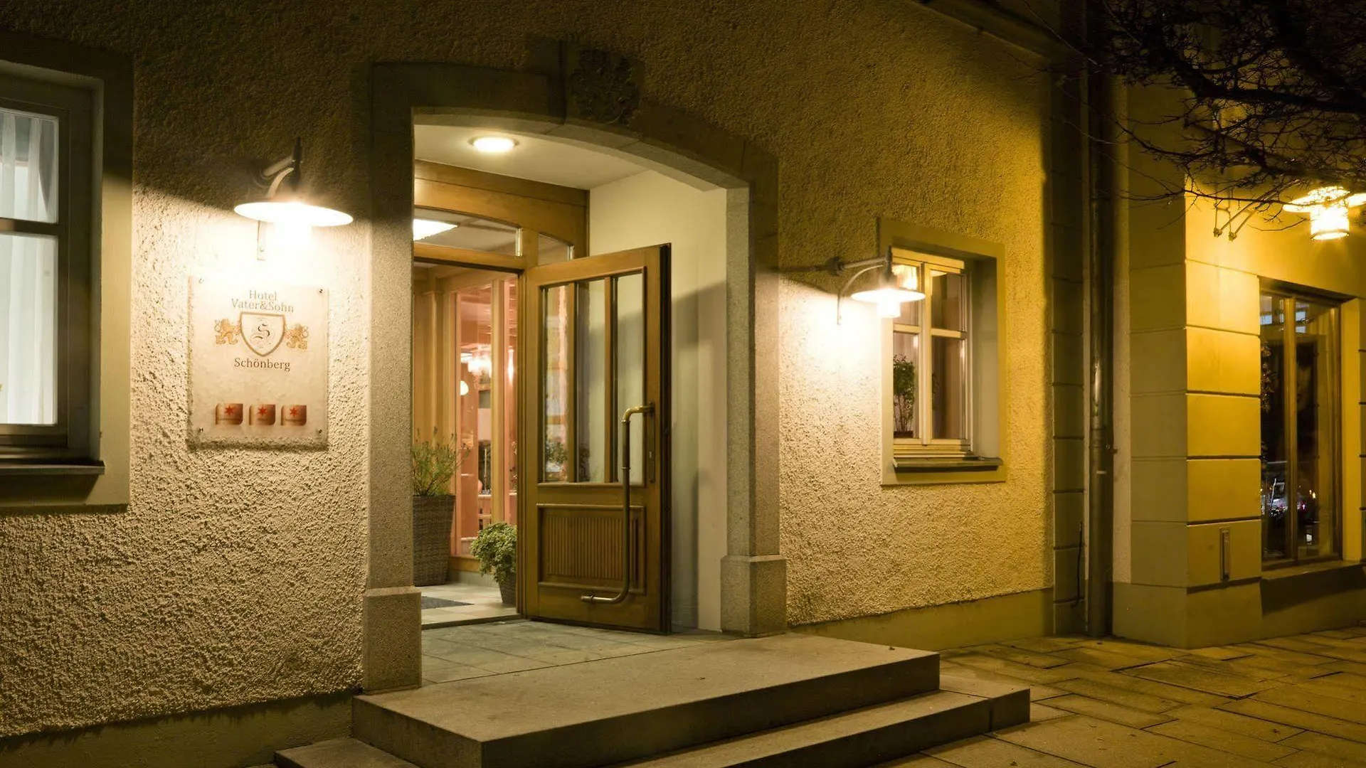 Hotel Vater & Sohn contacts
